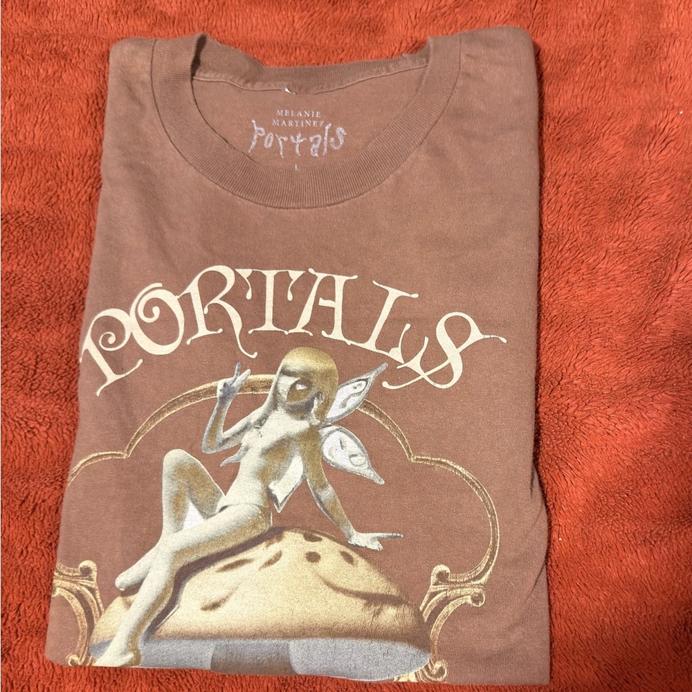Melanie Martinez Brown Graphic Women's Top